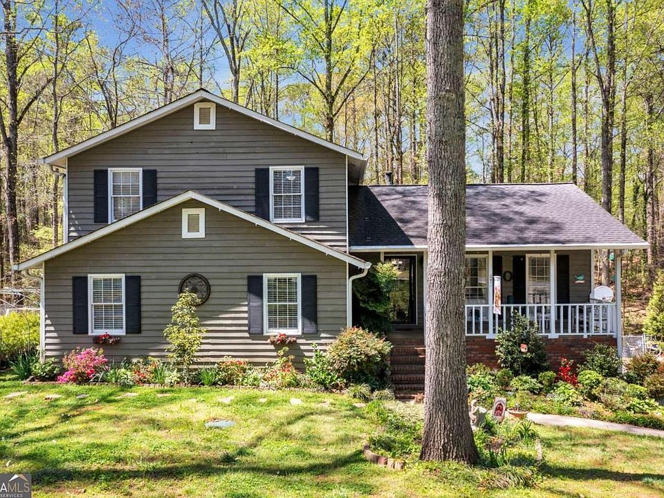1st image of 605 Wellington Ct