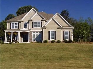 9050 Forest Path Dr, Gainesville, GA 30506