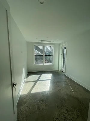 Rented by Owner | media 22