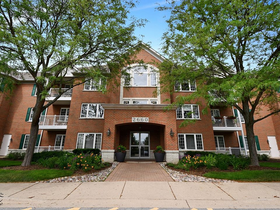 1st image of 2660 Summit Dr Unit 303