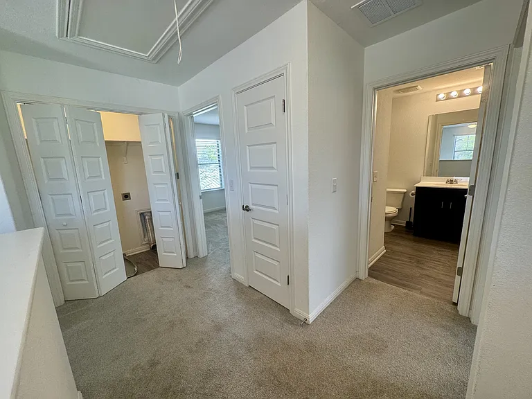 418 Lockhart St #1 — Photo 15