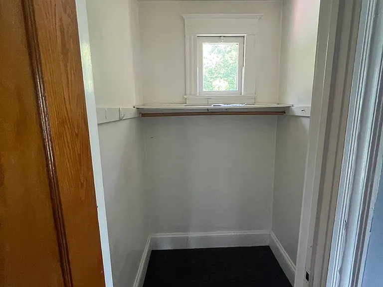 18 Robin St — Photo 19