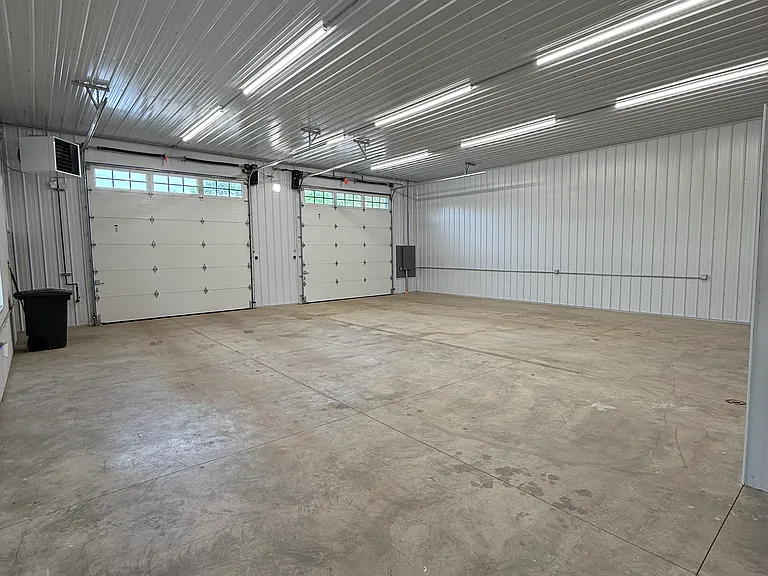 7260 Noblestown Rd #A — Photo 4