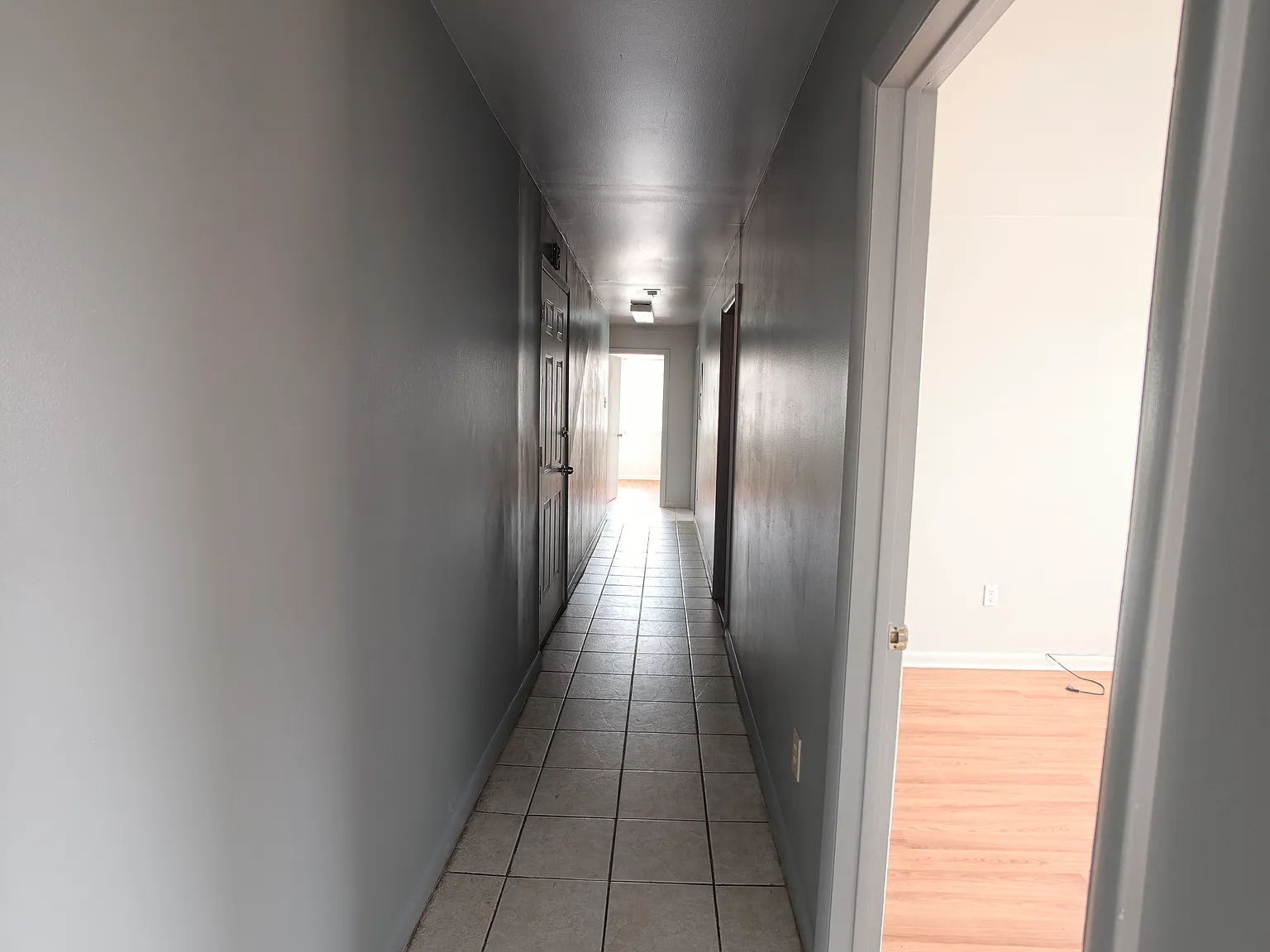 3 bed, $1,200 — Photo 3