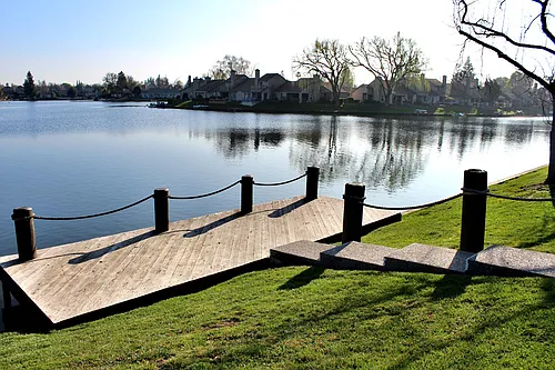 Lakeview Village Photo 1
