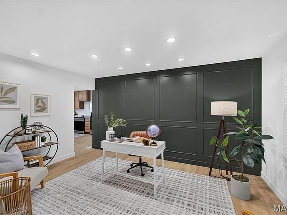 4th image of 2706 Sundowner Dr