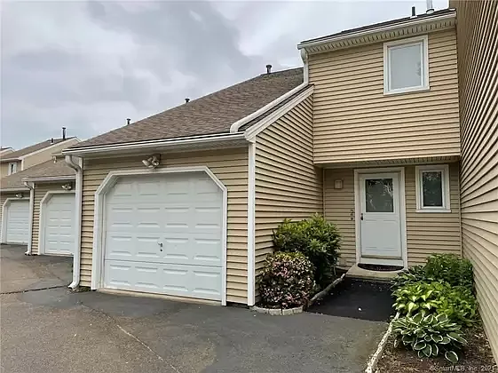 27 Bayview Pl — Photo 3