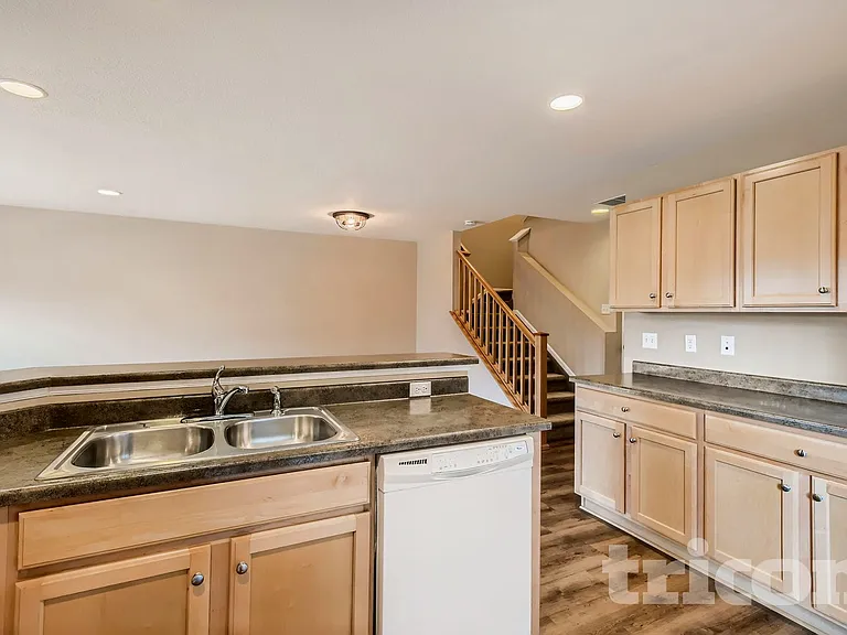 2172 Willow Ct — Photo 8