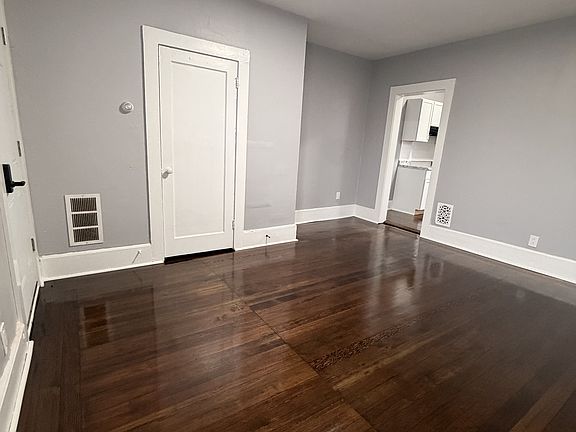 2nd image of 36 Stanley St #2R