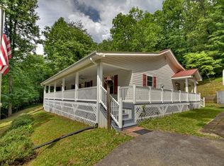716 Katydid Rd, Mineral Bluff, GA 30559