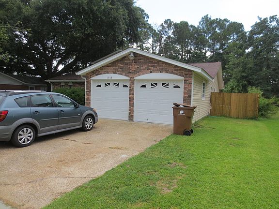 4th image of 1733 Thomas Jefferson Dr