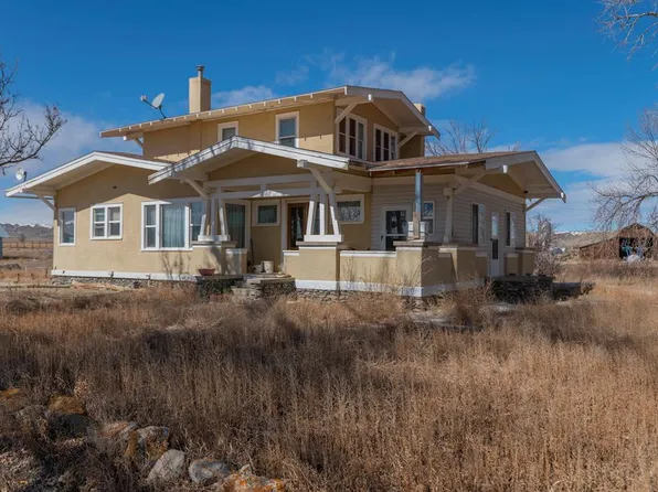 1026 Lane 5, Powell, WY 82435