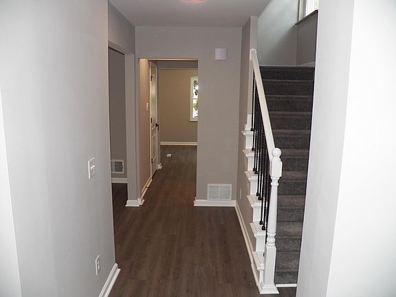 4th image of 2778 Eugenie Ln