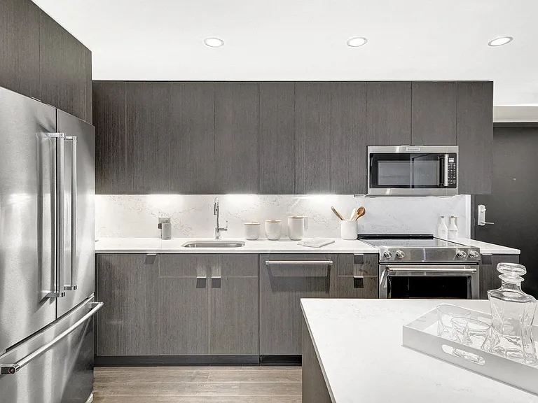 Stunning modern kitchens with stainless steel appliances