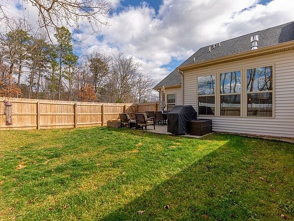 4th image of 7980 Wistar Woods Ct