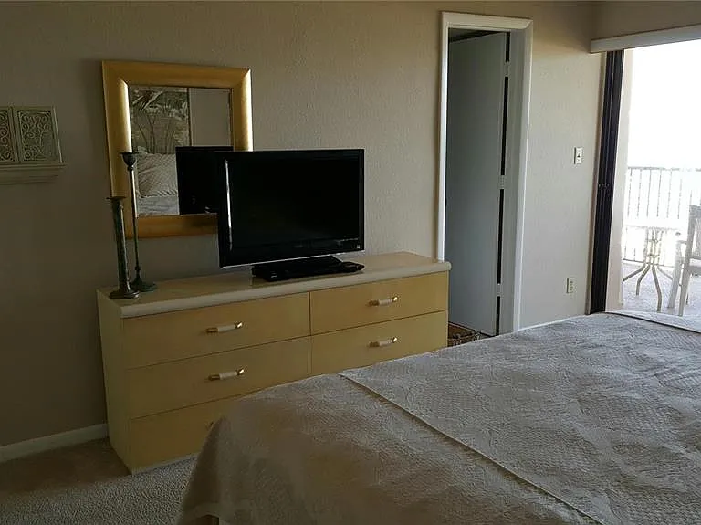 1230 Gulf Blvd #1601 — Photo 7