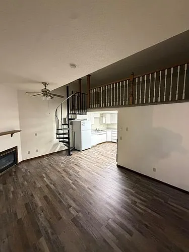 26 Main St N #1 Photo 1