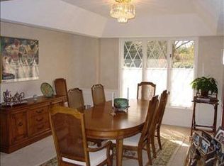 515 S 205th St, Elkhorn, NE 68022