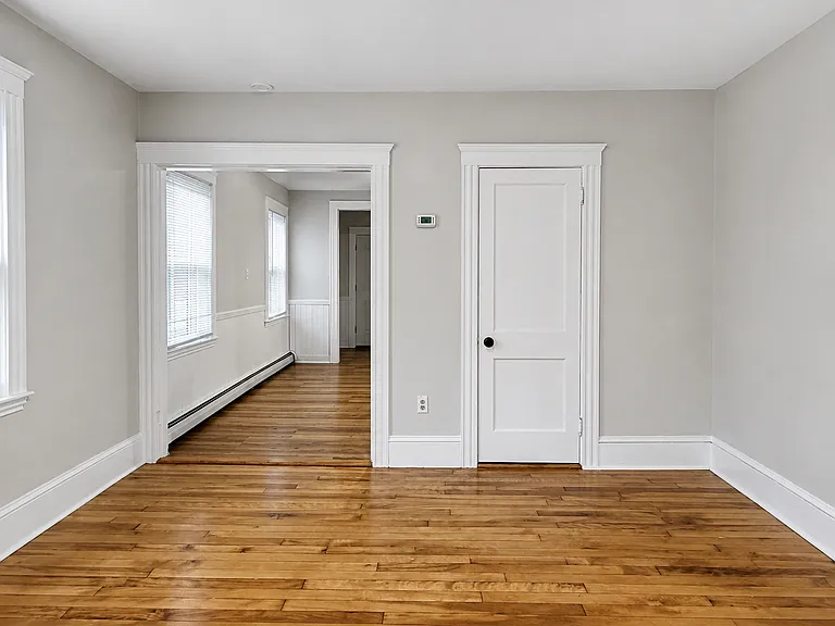 39 Dustin St #1 — Photo 4