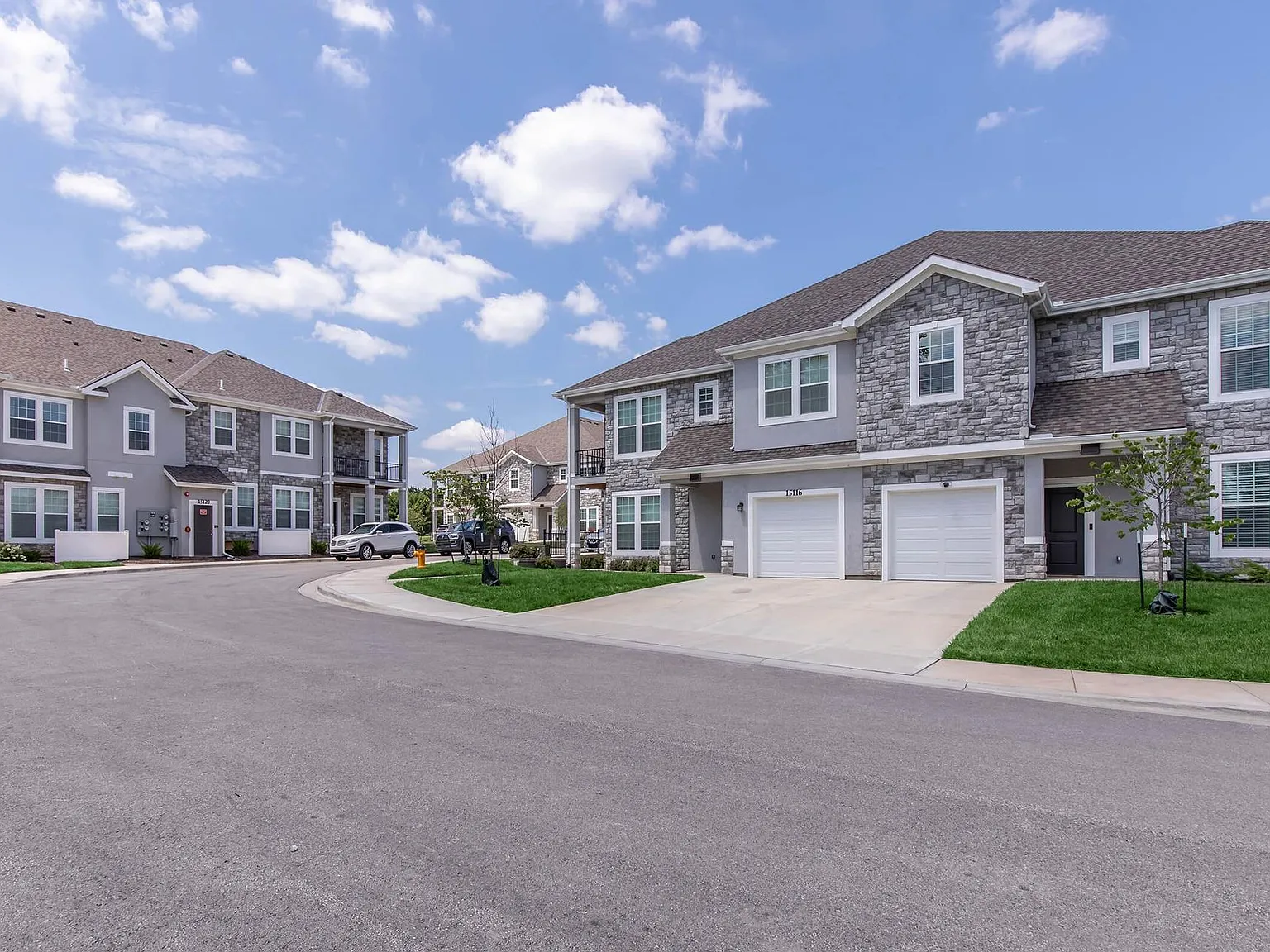 Stonehaven Overland Park — Photo 4