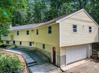 35 Graniteville Rd, Groton, MA 01450