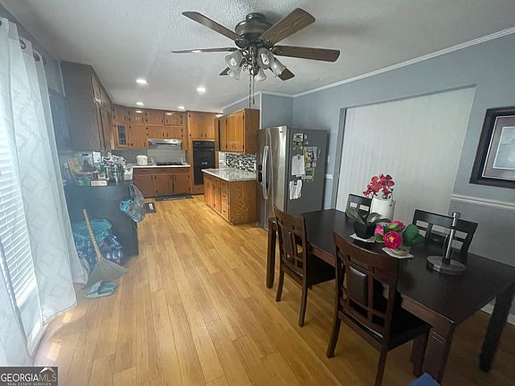 5th image of 622 Fayetteville Rd