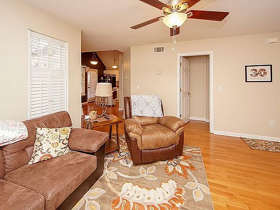 710PonderosaFamilyRoom2