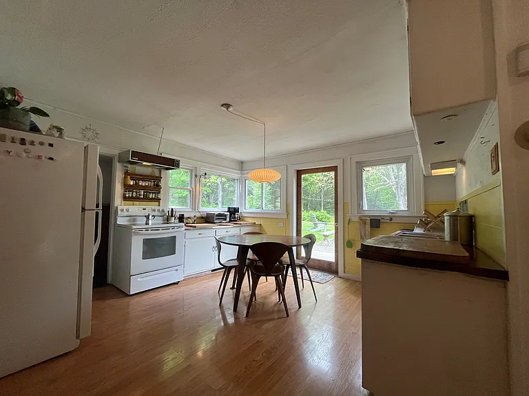 150 Morgan Hill Rd — Photo 12