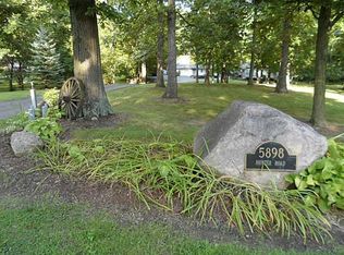 5898 Hunter Rd, Enon, OH 45323