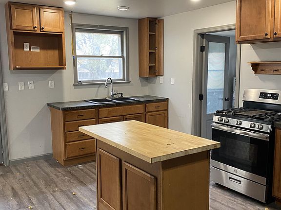 4th image of 306 W Cottage Ave