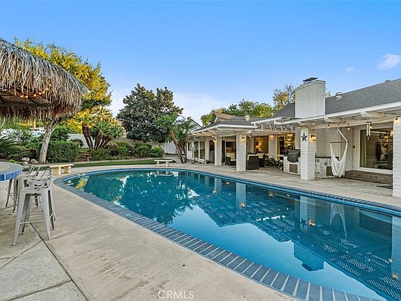 5th image of 7380 Whitegate Ave