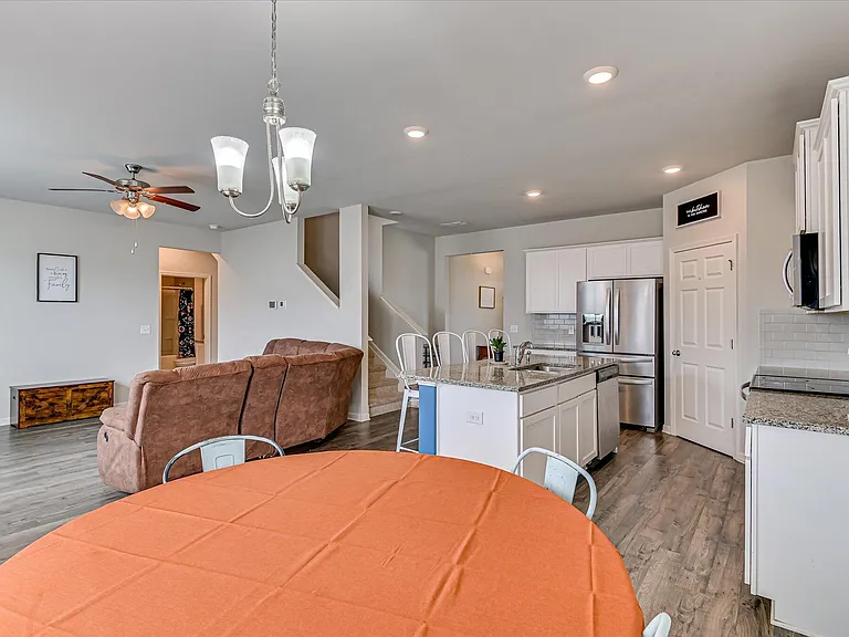 3052 Pepperhill Dr — Photo 12