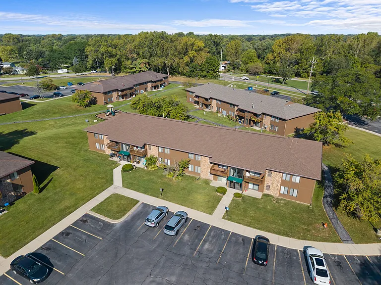 Swanson Court Apartments — Photo 2