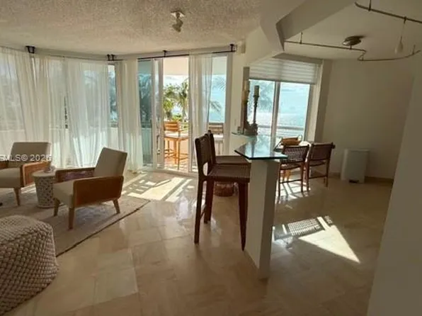 15645 Collins Ave #Cu-206, North Miami Beach, FL 33160
