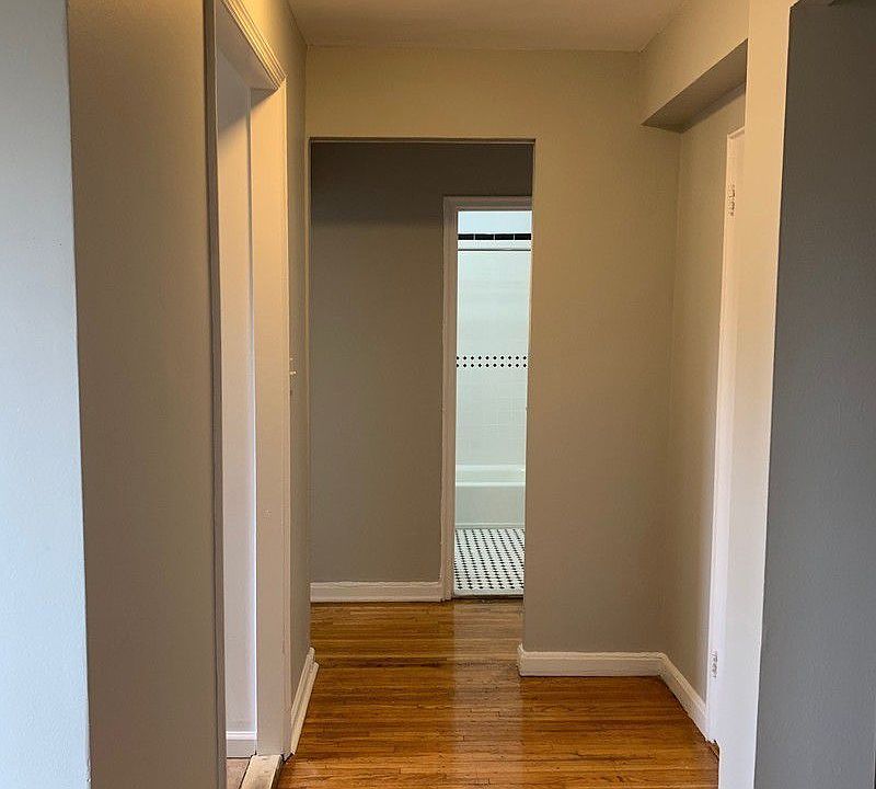 1st image of 14350 Hoover Ave APT 215
