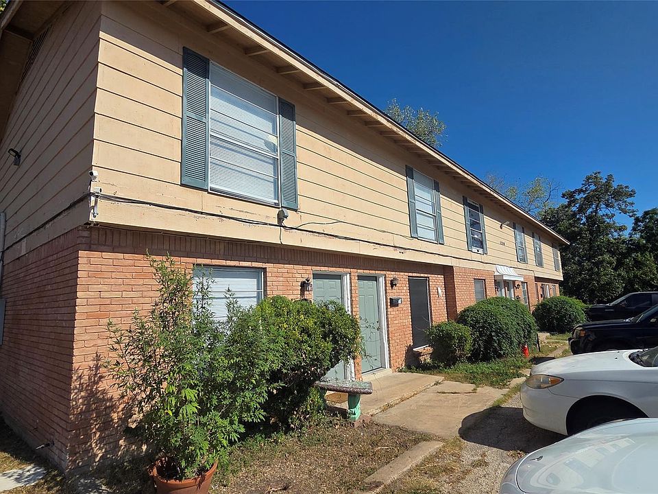 1st image of 5200 Lancaster Ct APT A