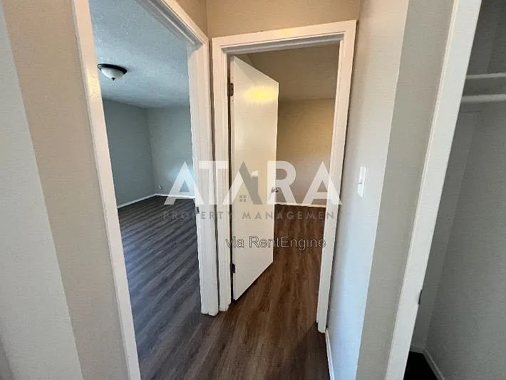 5875 S Highland Dr — Photo 8