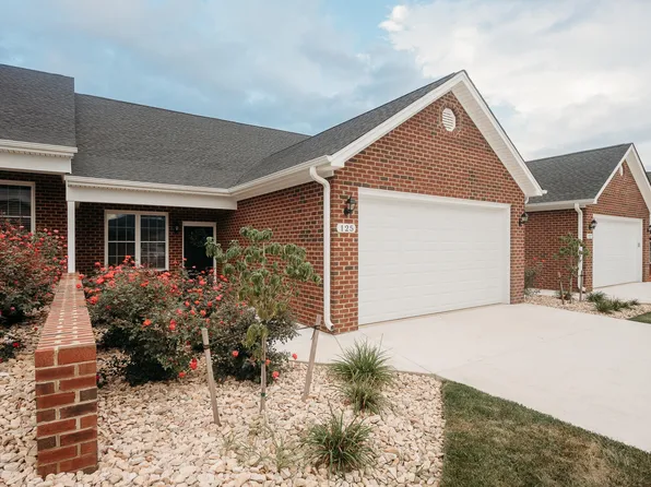 139 Villa Oak Cir, Bedford, VA 24523