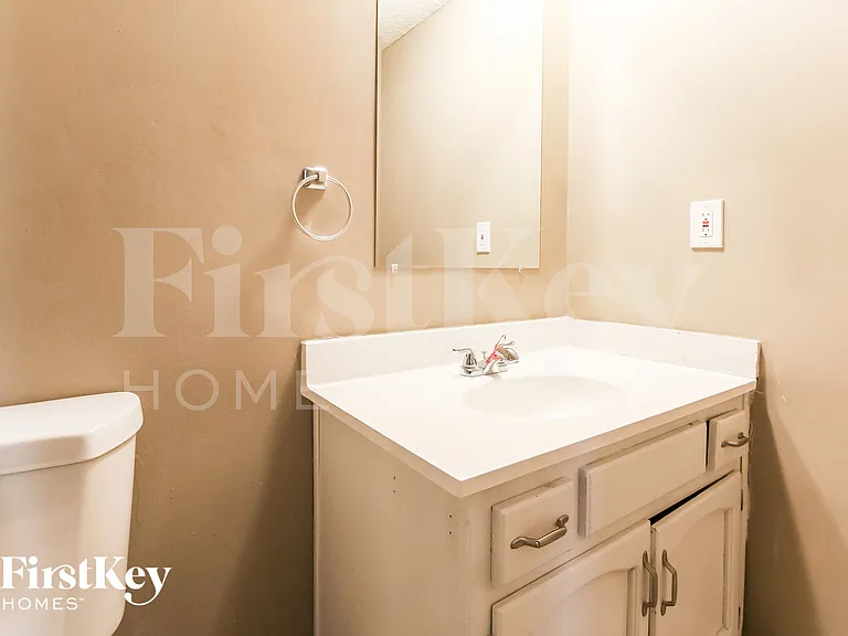 7714 NW 69th Ter — Photo 14