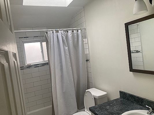 5th image of 15 Stacey Ln #1