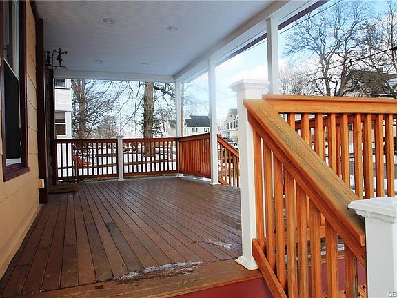 3rd image of 5 Hebron Ave