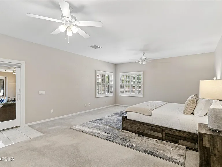 8611 W Foothill Dr — Photo 32