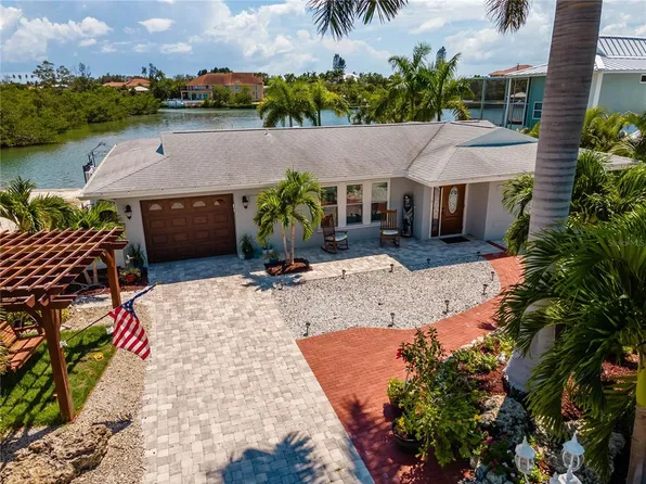 922 Casey Cove Dr, Nokomis, FL 34275