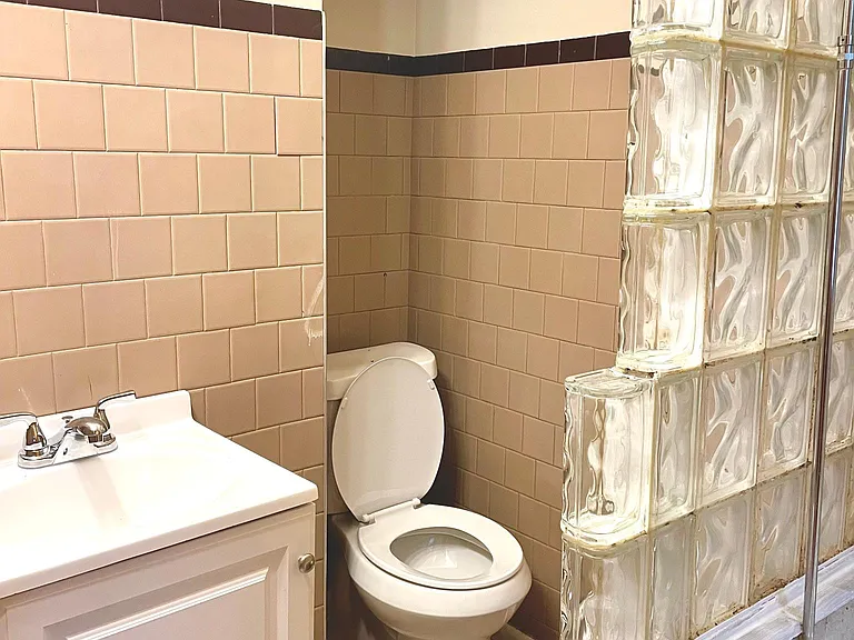 1161 Coolidge Hwy #2 — Photo 9