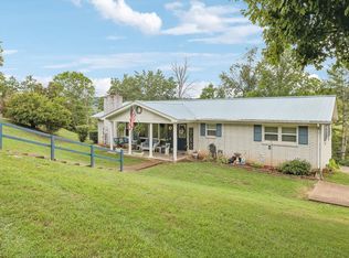 171 Hillcrest Cir, Gordonsville, TN 38563