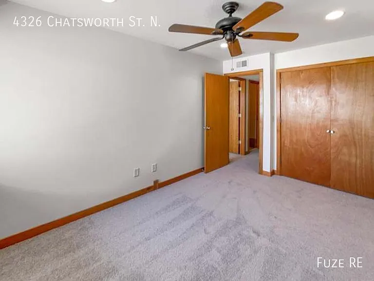 4326 Chatsworth St N — Photo 14