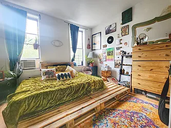 Rented by RELEASE NY