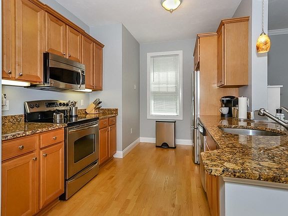 4th image of 21 Rockland St Unit G