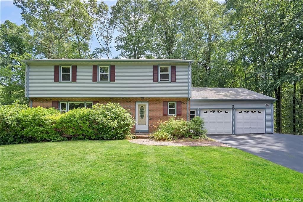 3 Elmwood Dr, East Hampton, CT 06424 Zillow