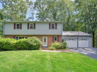 3 Elmwood Dr, East Hampton, CT 06424